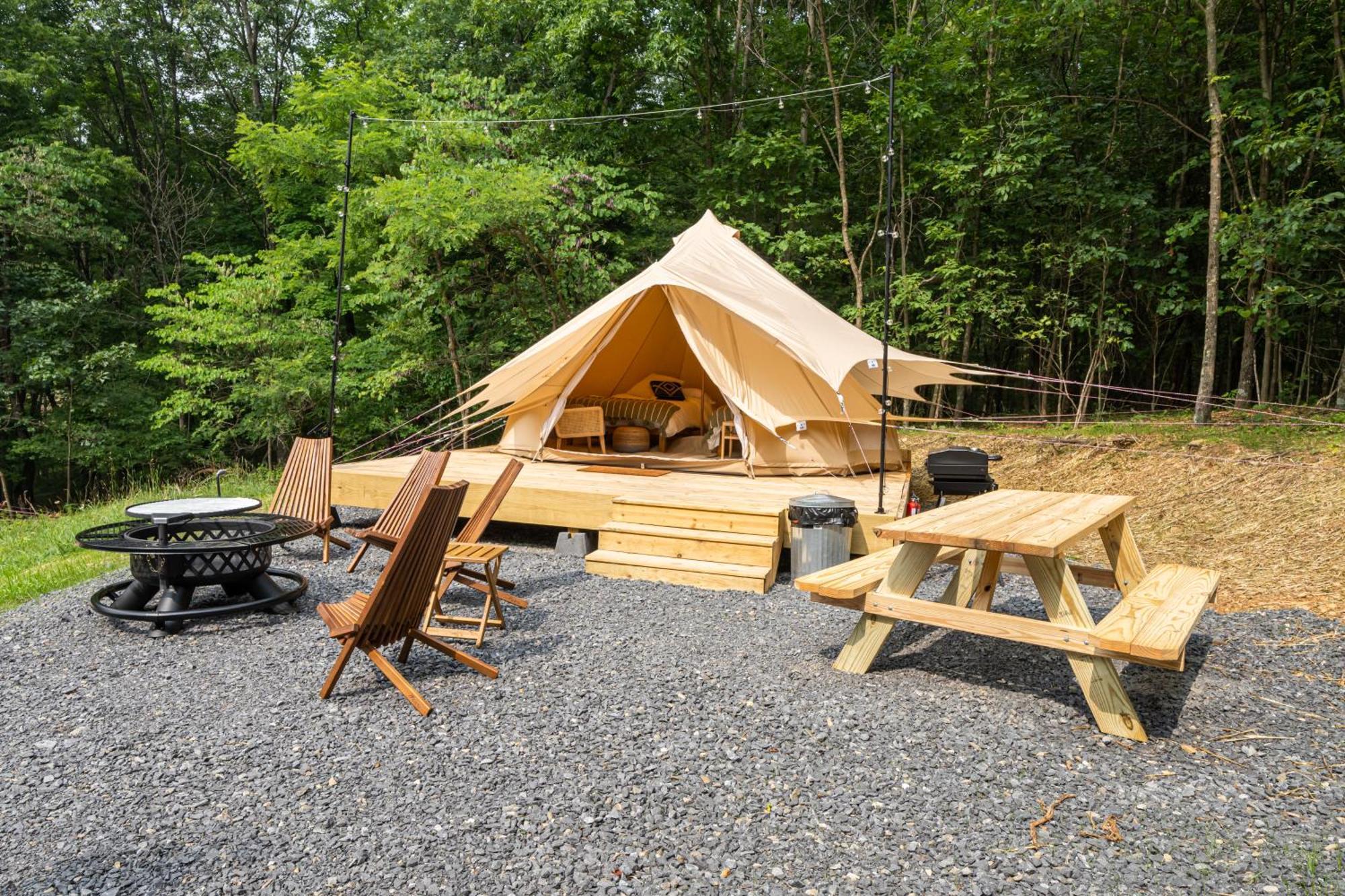 Firefly Ridge Luxury Retreat Hotel Great Cacapon ภายนอก รูปภาพ
