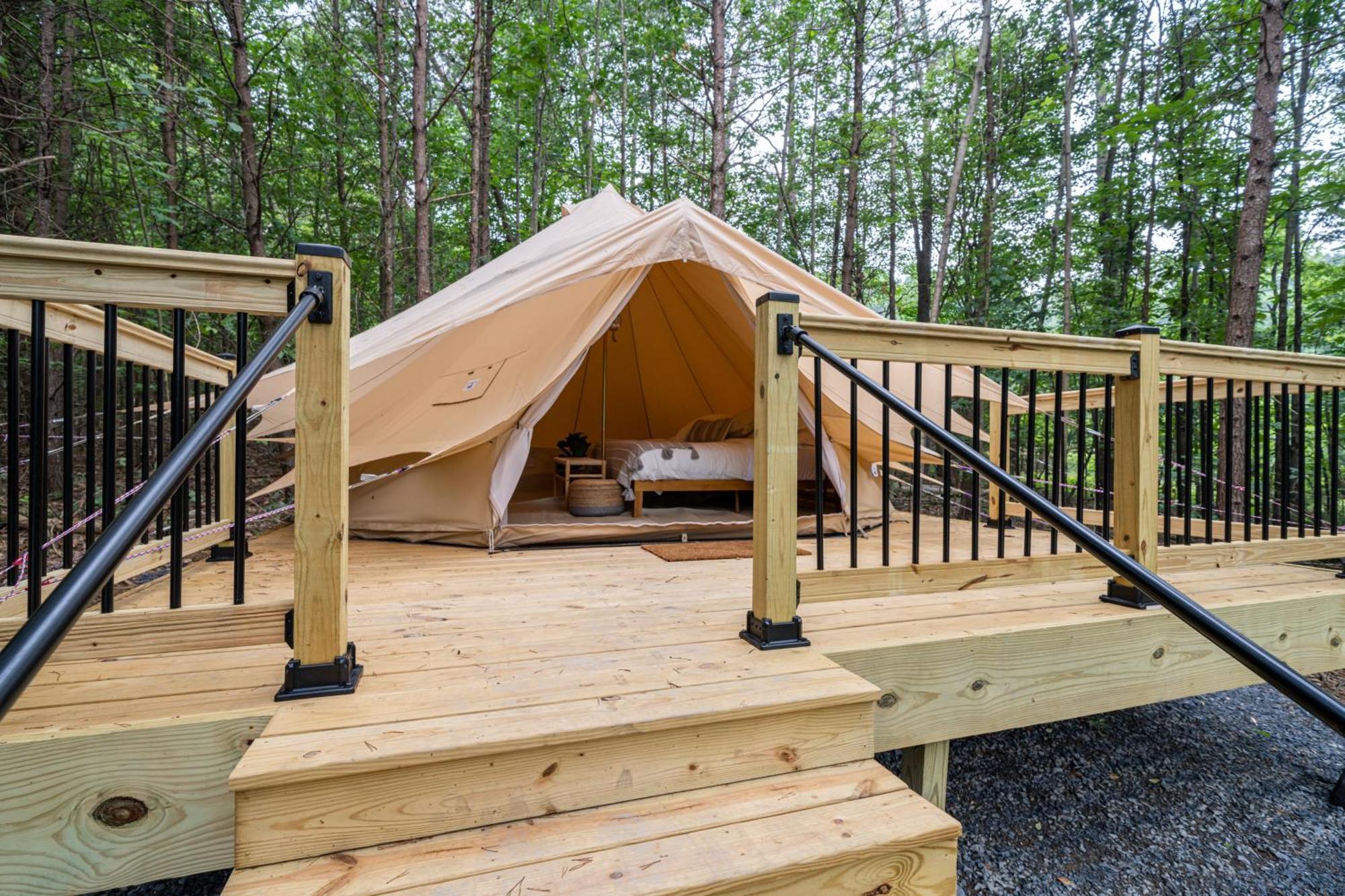 Firefly Ridge Luxury Retreat Hotel Great Cacapon ภายนอก รูปภาพ
